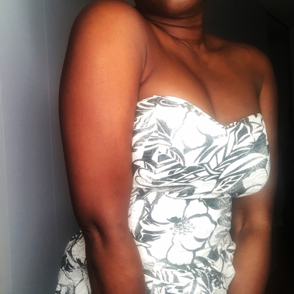 Vintage sweetheart cup strapless dress - Picture 3 of 4